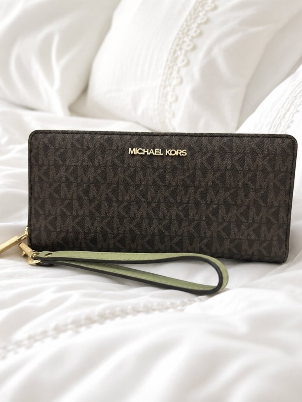 NWT Michael Kors Jet Set Travel Large Continental Wallet MK Brown/Light Sage